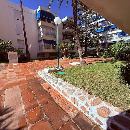 Apartamento En El Centro Cerca De La Playa Fuengirola