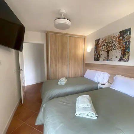 En El Centro Cerca De La Playa Apartamento *